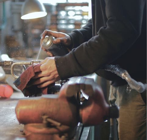 設備維修與調整